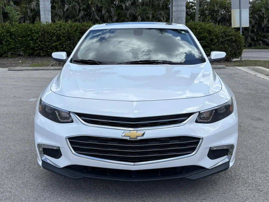 2018 Chevrolet MALIBU - 1G1ZD5ST7JF229170 - Image #3