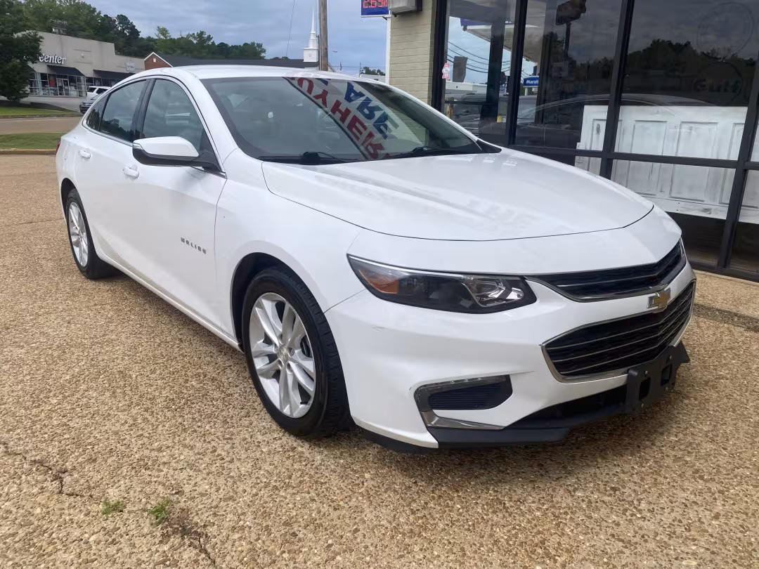 2018 Chevrolet Malibu - 1G1ZD5ST3JF113528 - Image #1
