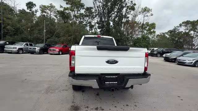 2018 Ford F-250 SD - 1FT7X2BT4JEC09288 - Image #3