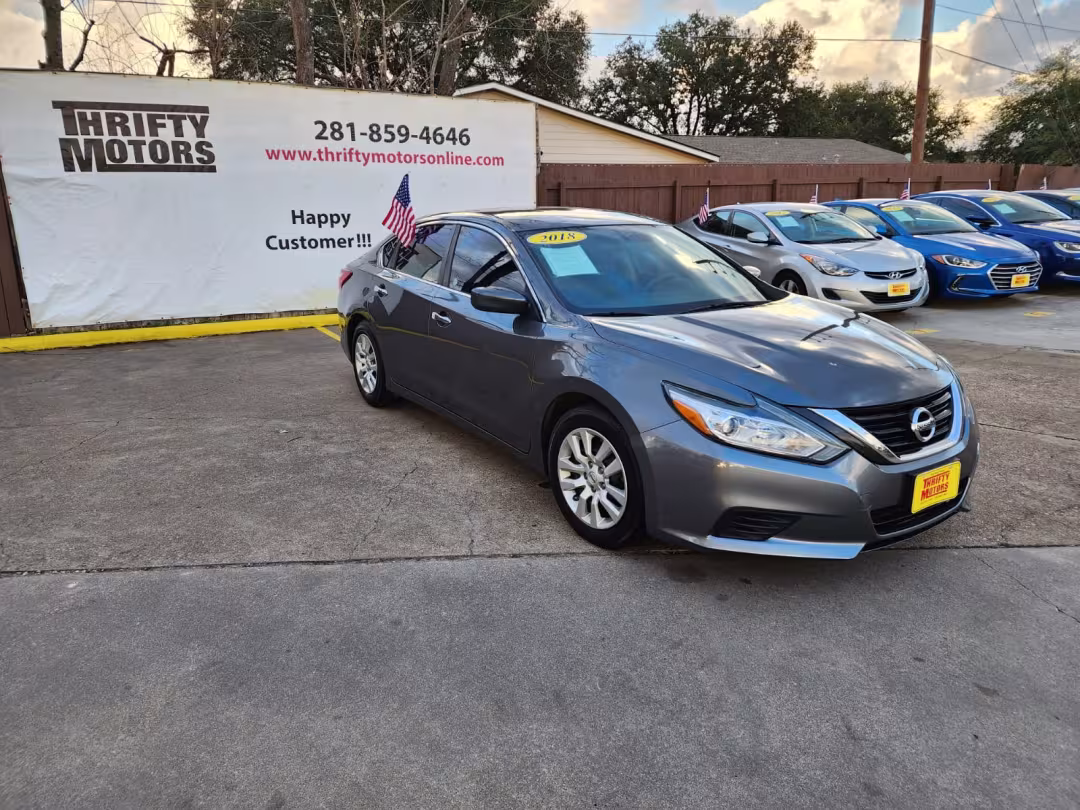 2018 Nissan Altima - 1N4AL3AP4JC221647 - Image #2