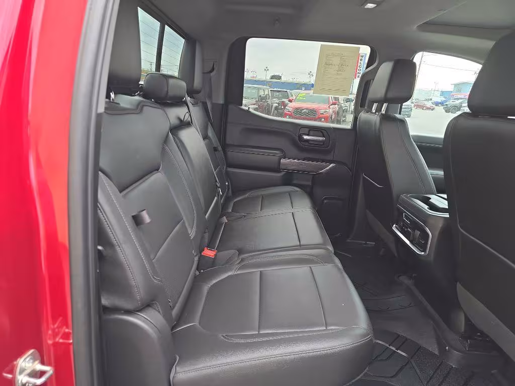 2019 Chevrolet Silverado 1500 - 1GCUYGED1KZ132018 - Image #2