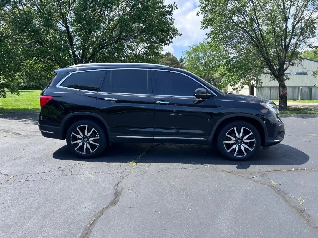 2019 Honda Pilot - 5FNYF6H92KB024263 - Image #1