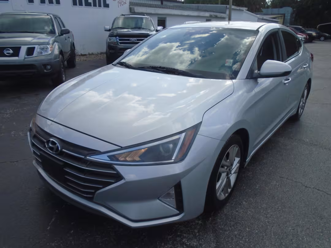 2019 Hyundai Elantra - 5NPD84LF7KH444533 - Image #2