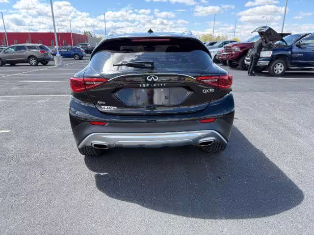 2019 Infiniti QX30 - SJKCH5CR7KA008667 - Image #3
