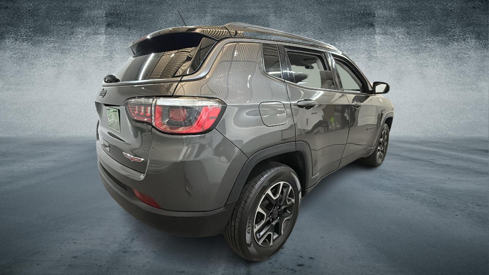 2019 Jeep Compass - 3C4NJDDB9KT721848 - Image #3
