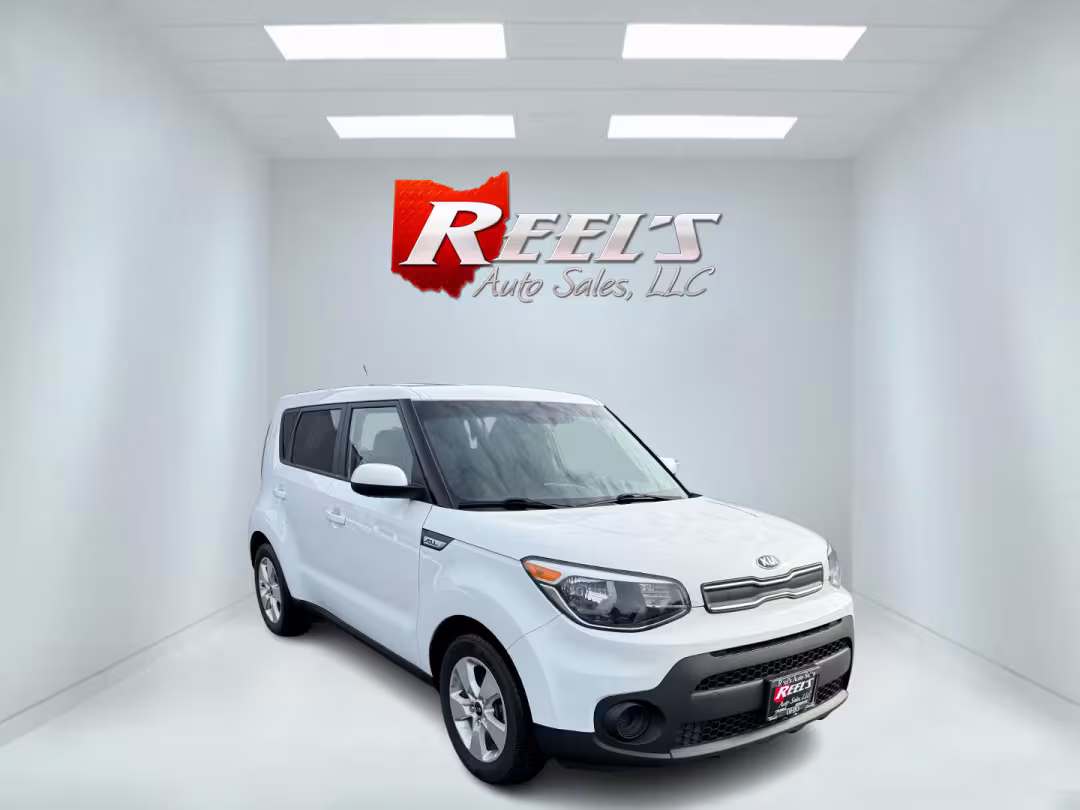 2019 Kia Soul - KNDJN2A20K7674774 - Image #2