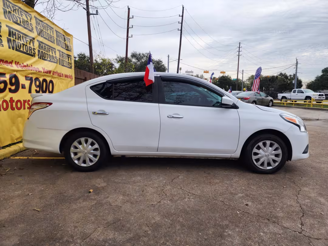 2019 Nissan Versa - 3N1CN7AP0KL881472 - Image #3