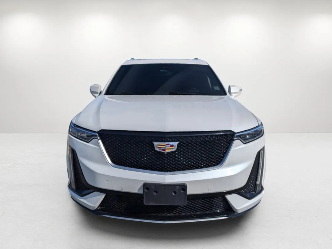 2020 Cadillac XT6 - 1GYKPGRS8LZ104098 - Image #3