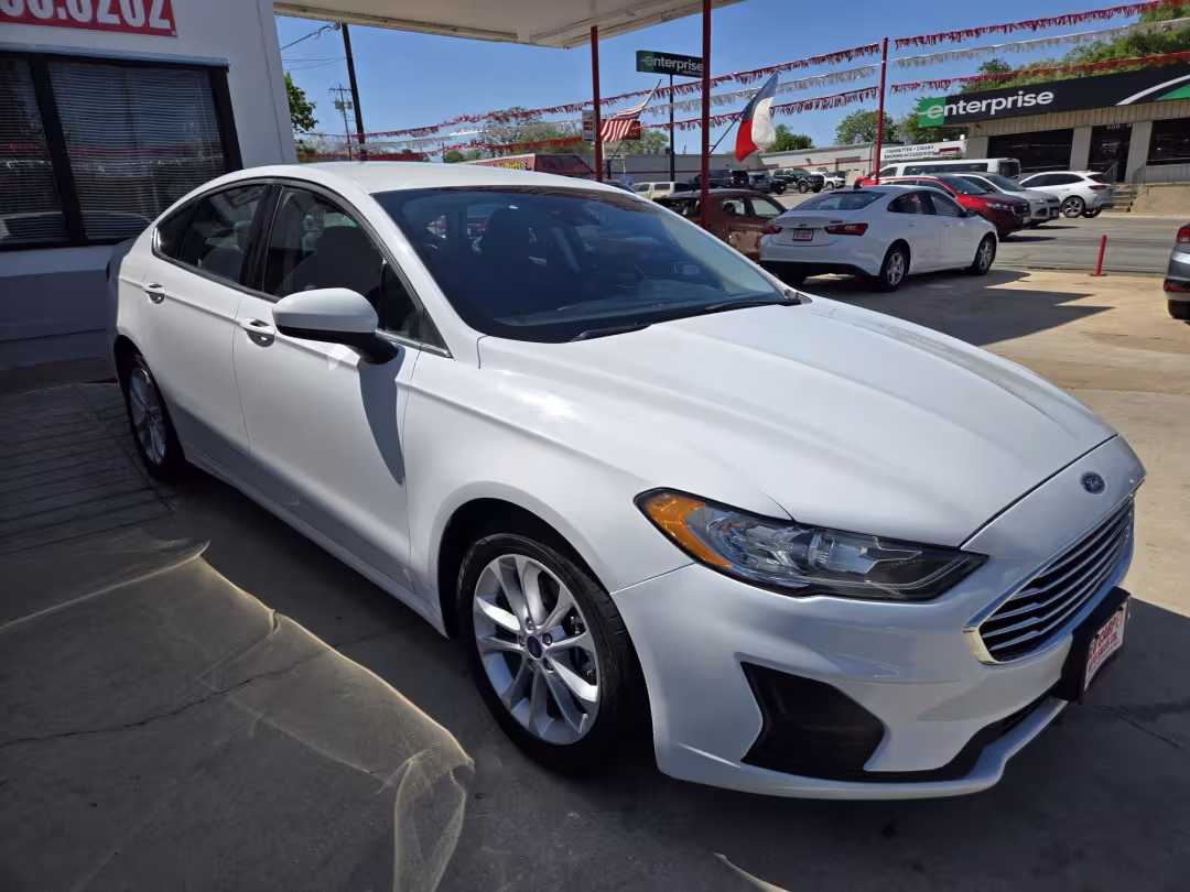 2020 Ford Fusion - 3FA6P0H7XLR131972 - Image #1