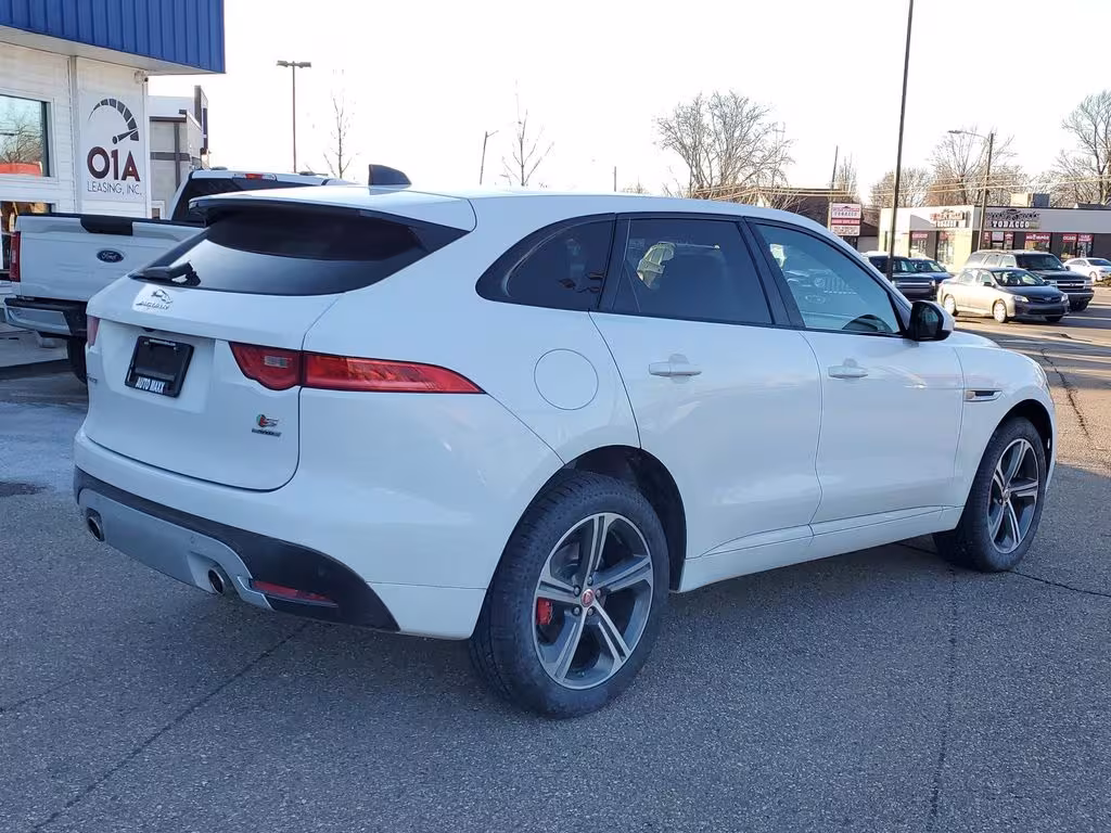 2020 Jaguar F-Pace - SADCM2FVXLA636430 - Image #2