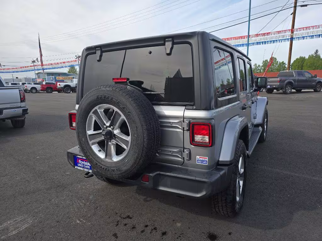 2020 Jeep Wrangler - 1C4HJXEN7LW114429 - Image #2