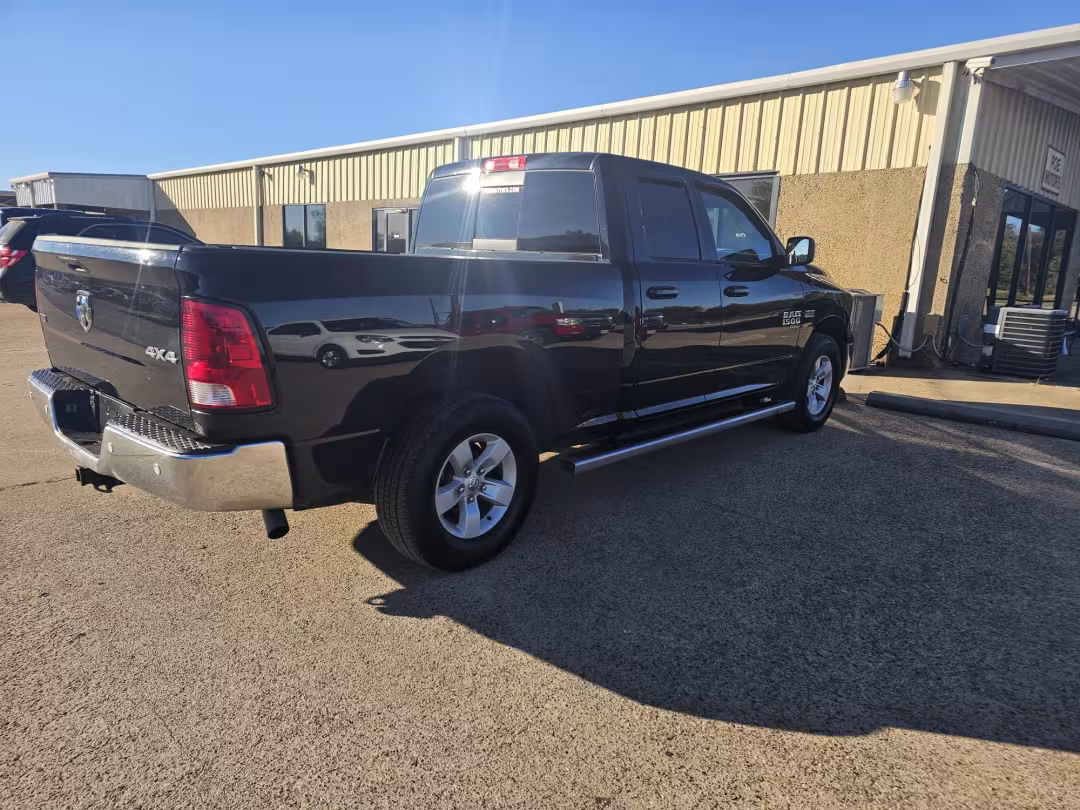 2020 Ram 1500 Classic - 1C6RR7GT2LS139729 - Image #2