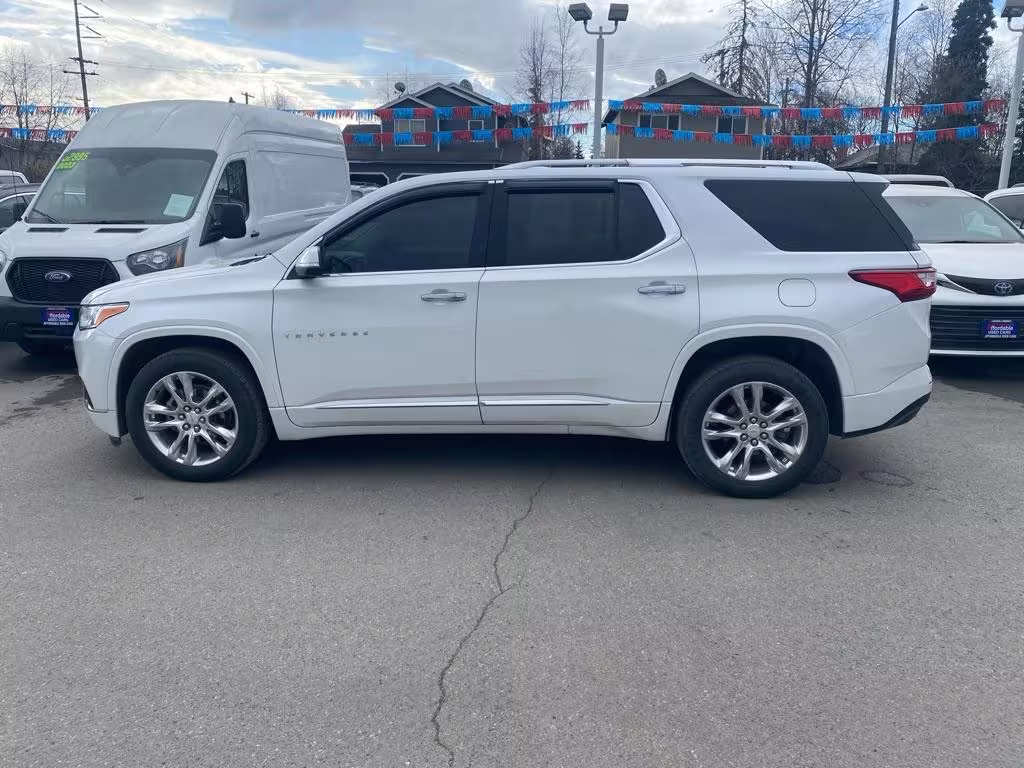 2021 Chevrolet Traverse - 1GNEVNKW3MJ245128 - Image #1