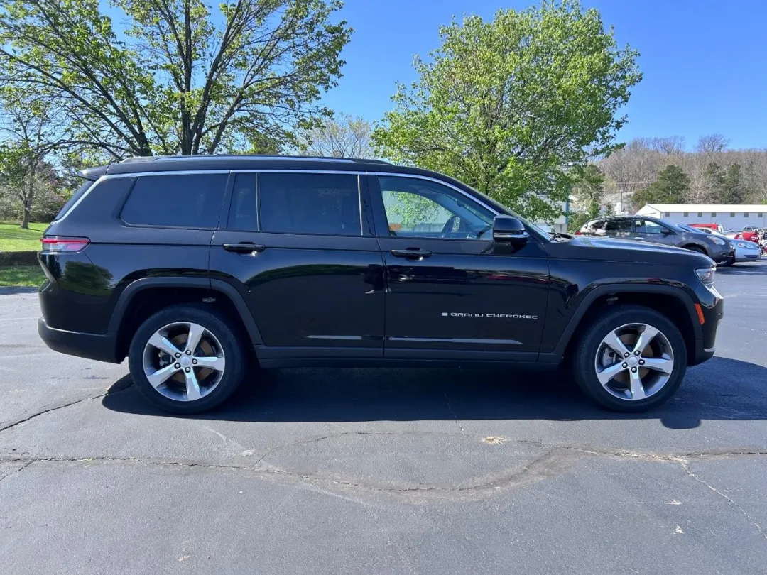 2021 Jeep Grand Cherokee L - 1C4RJKBG4M8188880 - Image #1