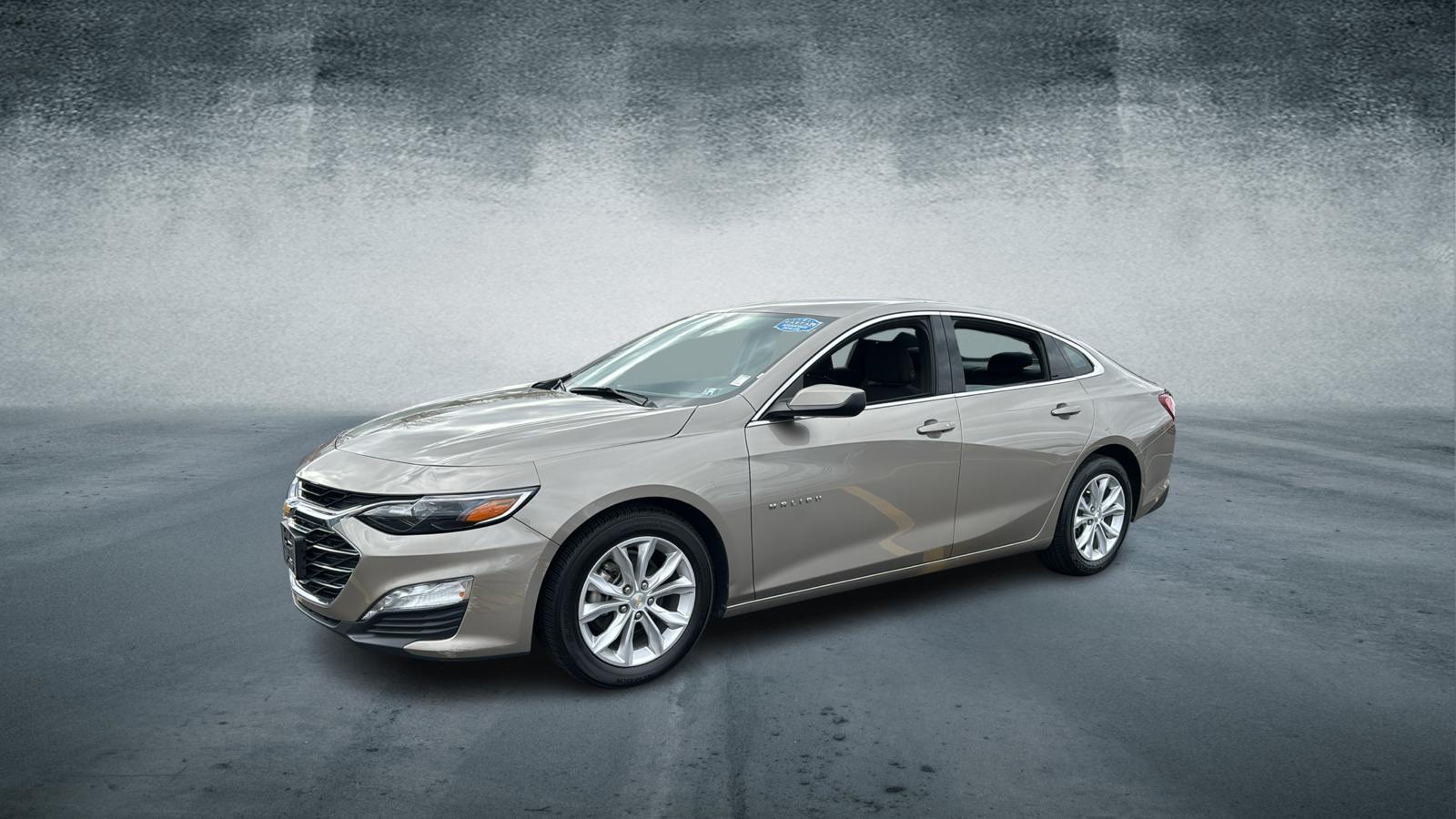 2022 Chevrolet Malibu - 1G1ZD5ST9NF166501 - Image #1