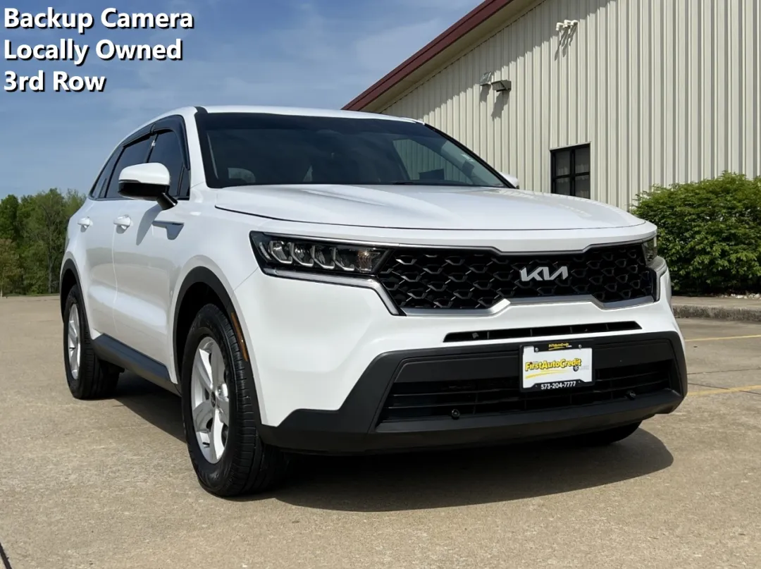 2022 Kia Sorento - 5XYRG4LCXNG098505 - Image #1
