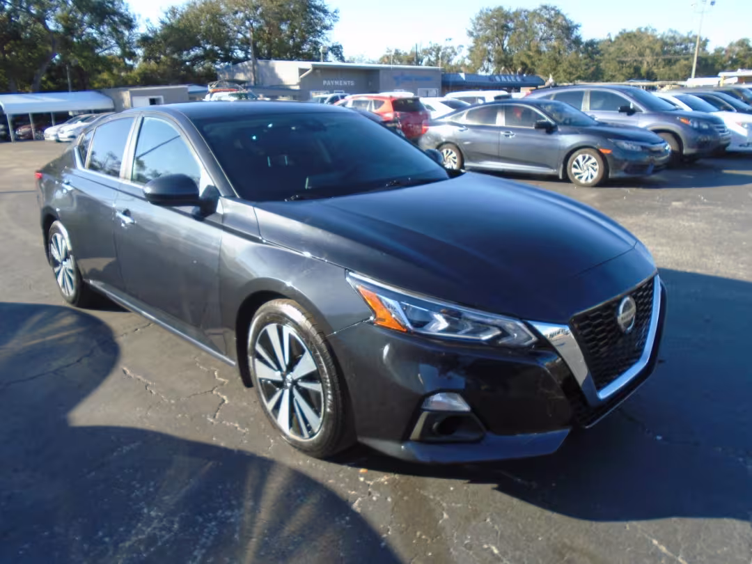 2022 Nissan Altima - 1N4BL4DV9NN379335 - Image #2