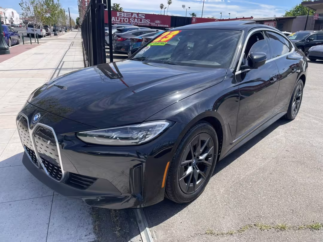 2023 BMW i4 - WBY43AW06PFP59814 - Image #3