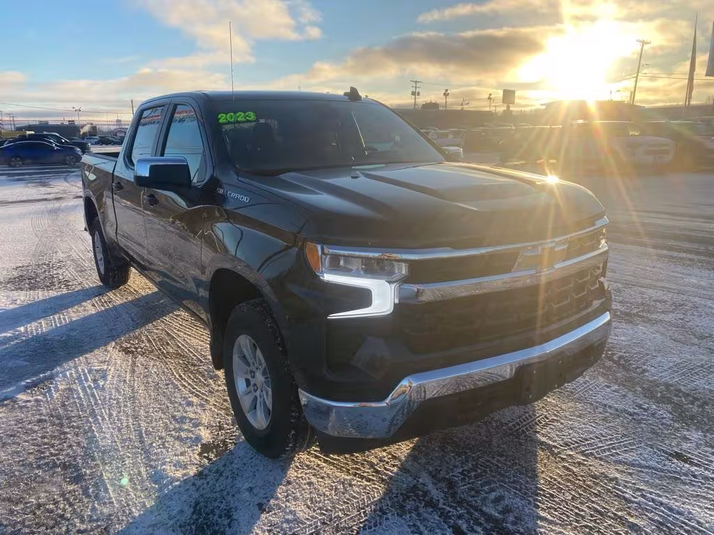 2023 Chevrolet Silverado 1500 - 1GCUDDED8PZ267529 - Image #1