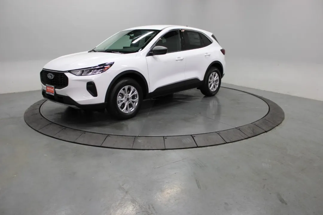 2023 Ford Escape - 1FMCU9GN1PUA79930 - Image #2