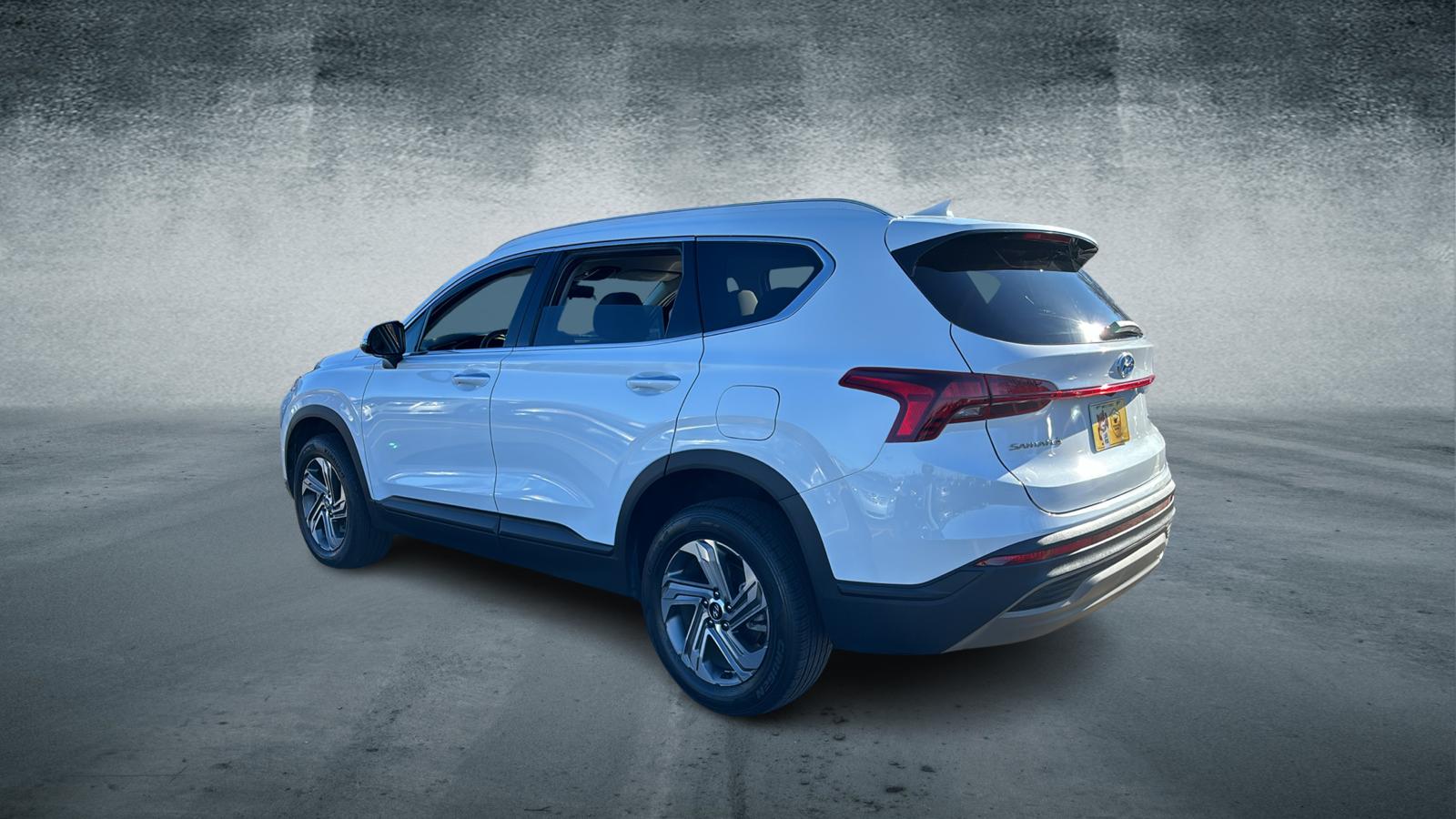 2023 Hyundai Santa Fe - 5NMS2DAJ6PH657770 - Image #3