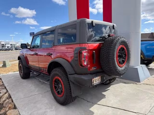2024 Ford Bronco - 1FMEE9BP2RLA05424 - Image #2