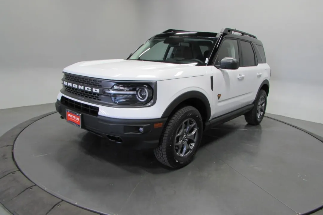 2024 Ford Bronco Sport - 3FMCR9D99RRF34185 - Image #2