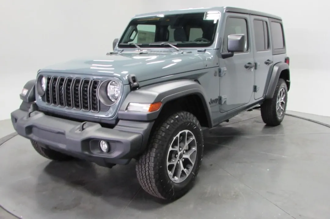 2024 Jeep Wrangler - 1C4PJXDG9RW277655 - Image #2