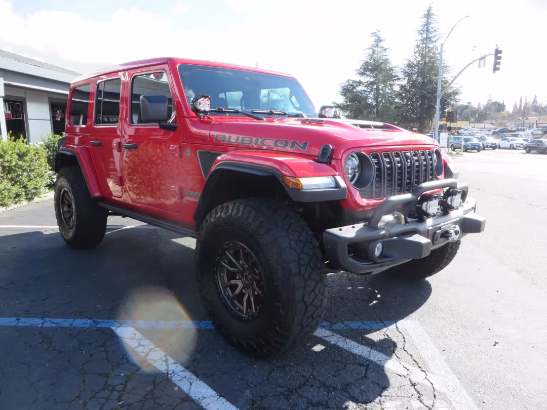 2024 Jeep Wrangler - 1C4RJXSJ3RW306154 - Image #2