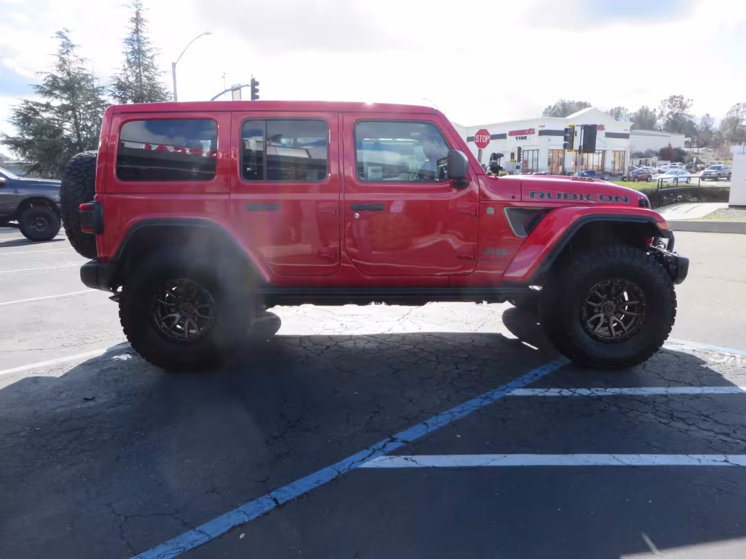 2024 Jeep Wrangler - 1C4RJXSJ3RW306154 - Image #3