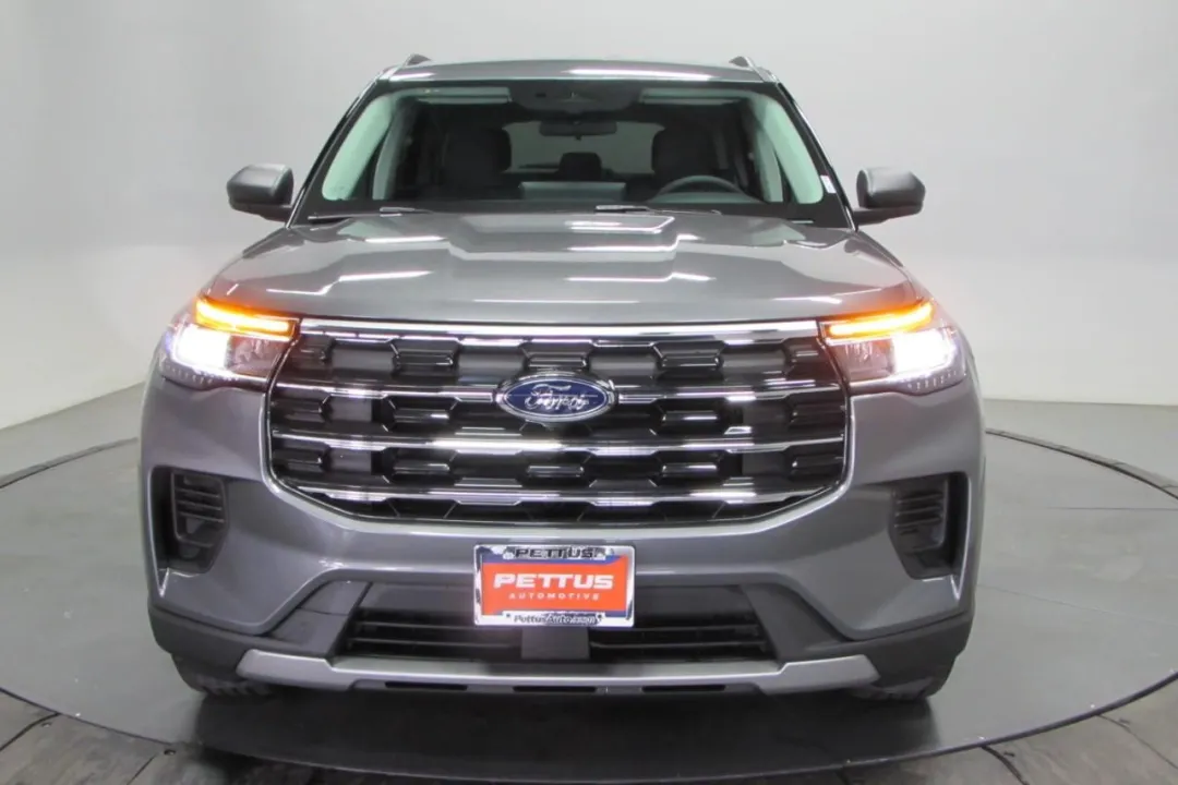 2025 Ford Explorer - 1FMUK8DHXSGB86386 - Image #1