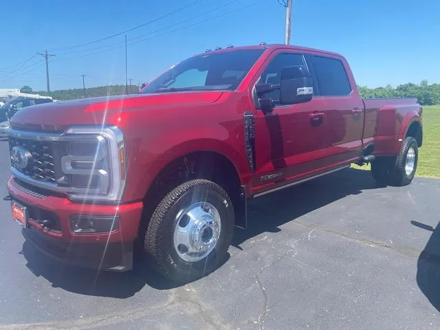 2025 Ford F-350SD - 1FT8W3DT9SEC09895 - Image #1