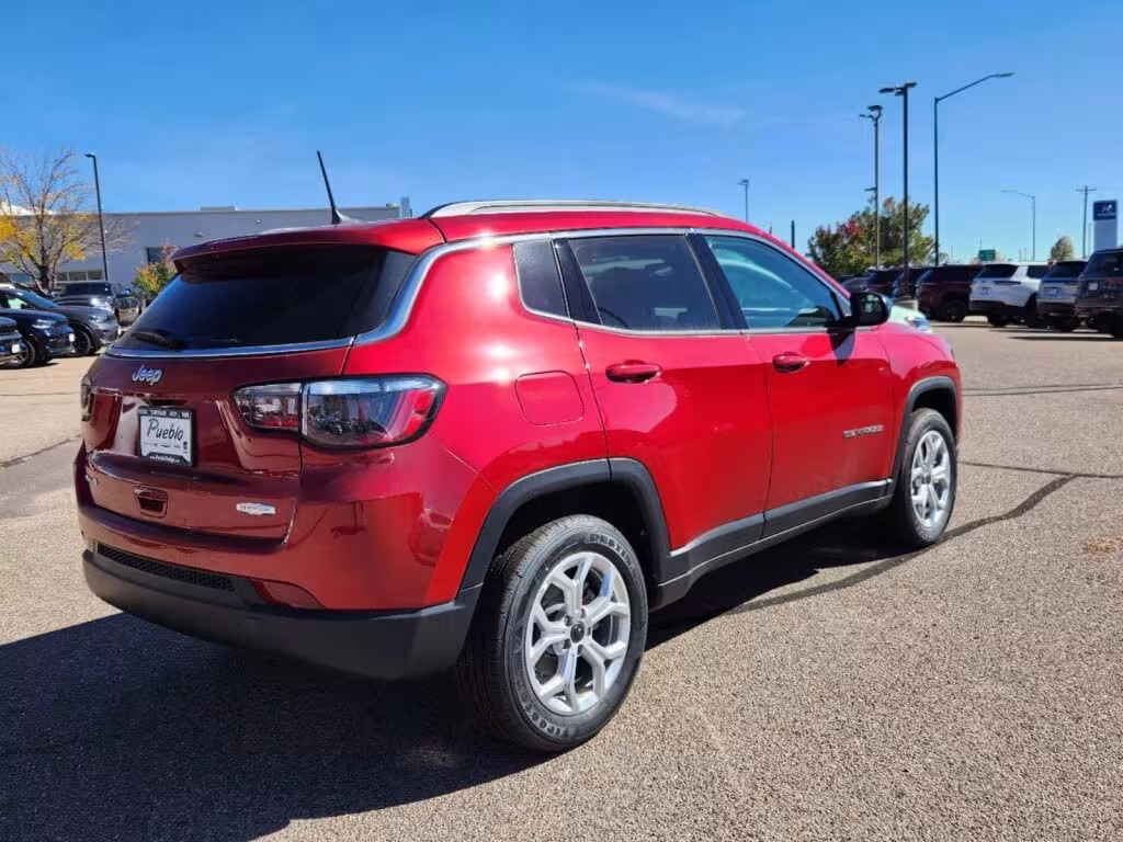 2025 Jeep Compass - 3C4NJDBN1ST587849 - Image #2