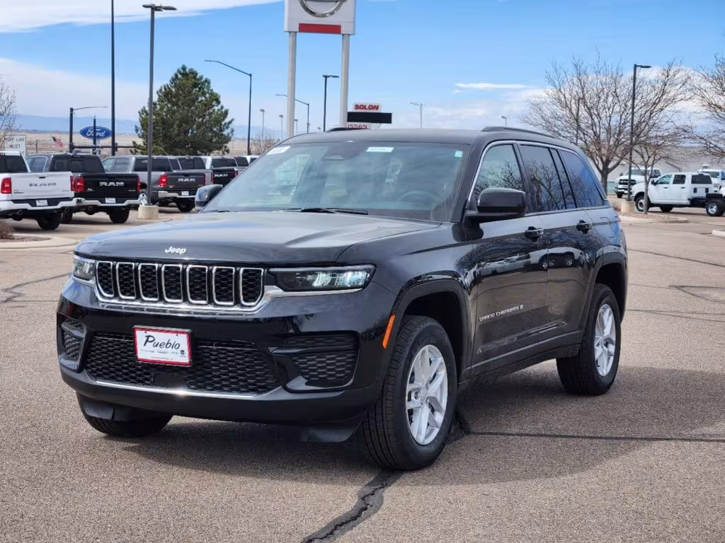 2025 Jeep Grand Cherokee - 1C4RJHAG5SC302139 - Image #3